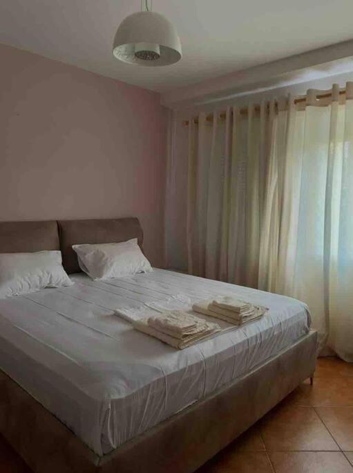 Apartment In Skanderbeg Square - Tirana Center 1 Exterior foto