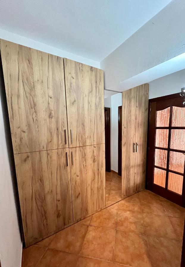Apartment In Skanderbeg Square - Tirana Center 1 Exterior foto